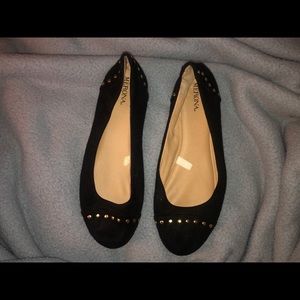 Black and gold flats